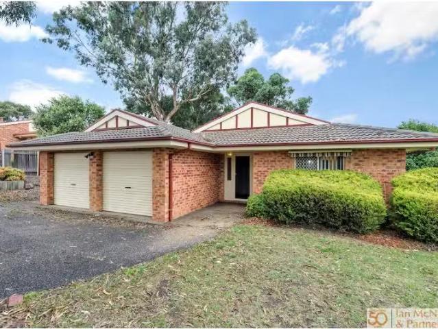 House for rent in Jerrabomberra, Queanbeyan