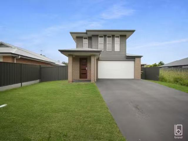 House for rent in Wadalba, New South Wales