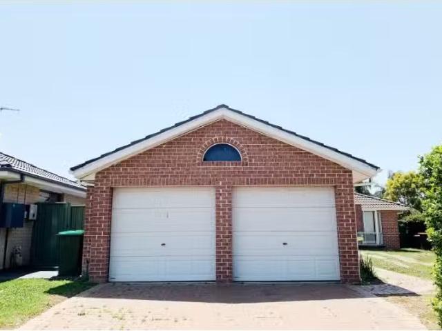 House for rent in Hoxton Park, Sydney