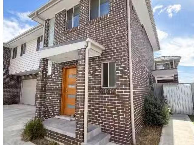 Condo for rent in Sydney, New South Wales