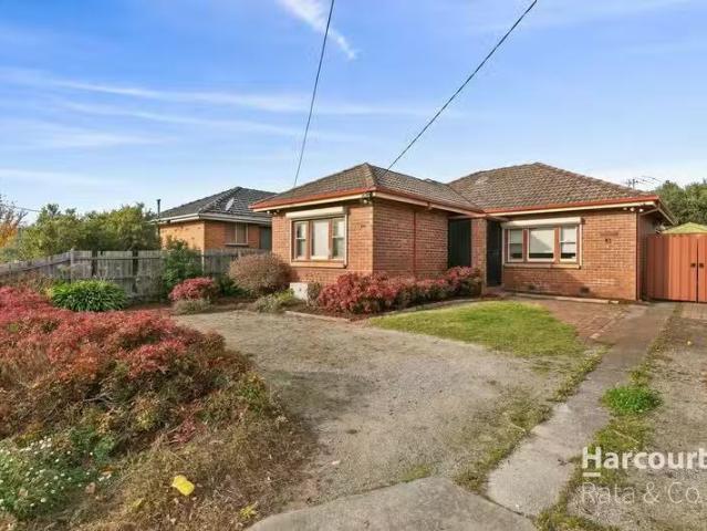 House for rent in Reservoir, Melbourne