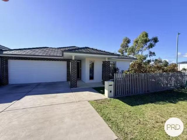House for rent in Googong, Queanbeyan-Palerang Regional Council