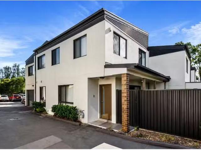 Condo for rent in Sydney, New South Wales