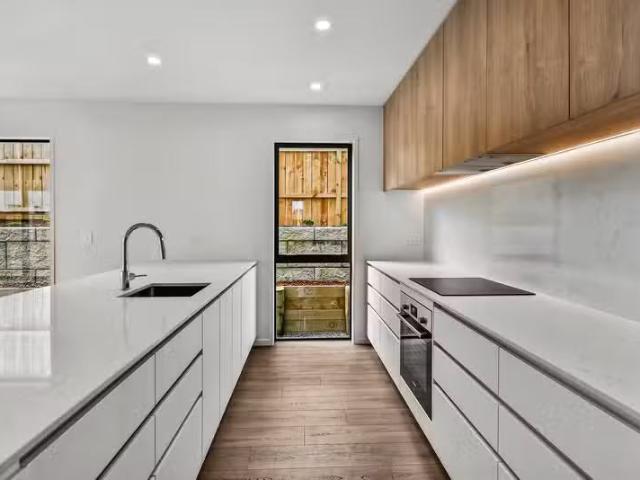 House for rent in West Coast