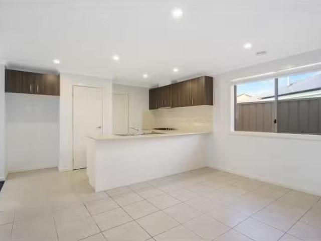 House for rent in Lavington, New South Wales