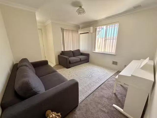 House for rent in Ballajura, Western Australia
