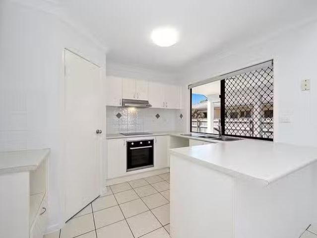 House for rent in Kirwan, Queensland