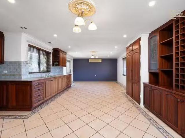 House for rent in Forrestfield, Western Australia