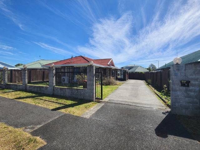 House for rent in Owhata