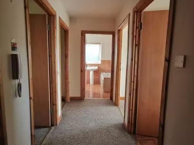 Apartment to rent in Strand, South Tipperary