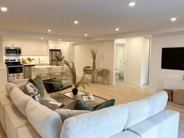 Condo for rent in Burlington, Ontario