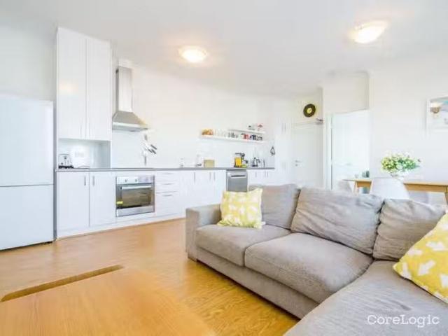 House for rent in North Coogee, Western Australia