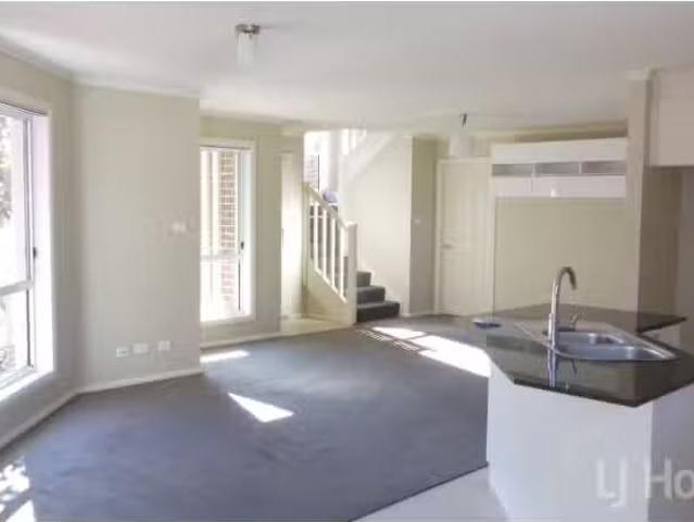 Condo for rent in Queanbeyan, New South Wales