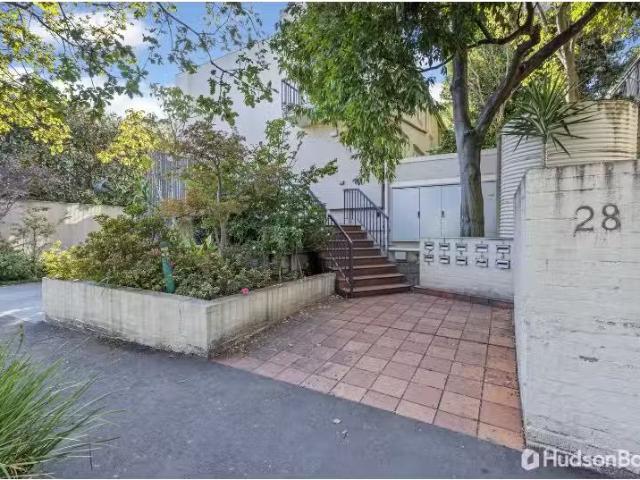 Condo for rent in Camerons Creek, Victoria