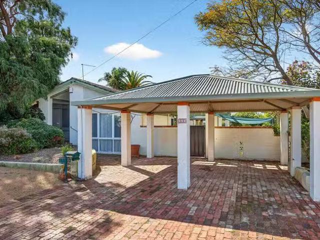House for rent in Warwick, Western Australia