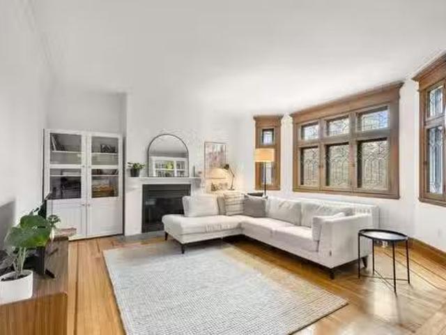 Apartment for rent in St. Leonard's, Quebec