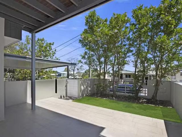 Condo for rent in Toombul, Queensland
