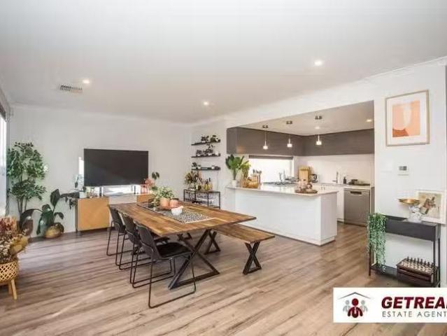 House for rent in Ballajura, Western Australia