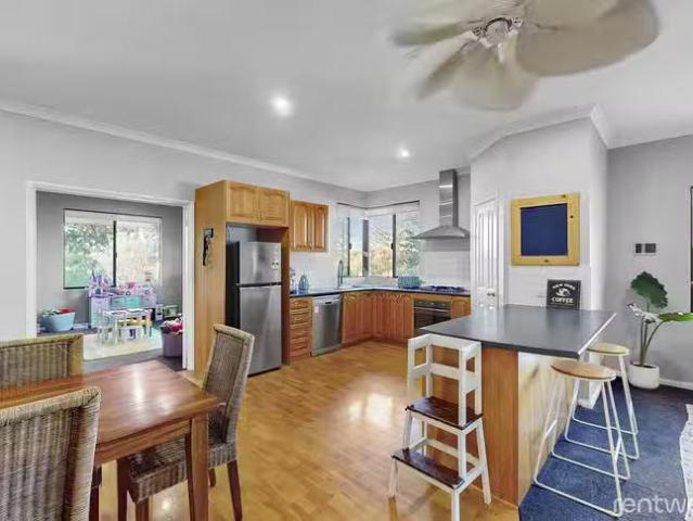 House for rent in Roleystone, Western Australia
