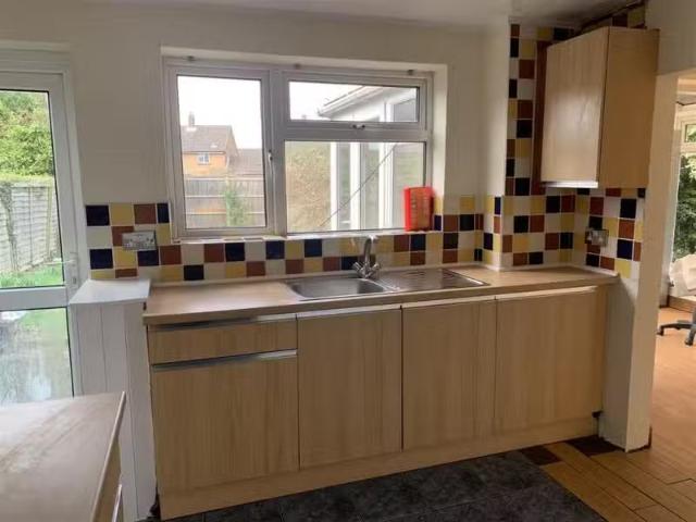 House for rent in London Borough of Hounslow, Hanworth