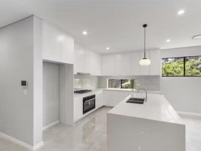 House for rent in Willoughby, New South Wales