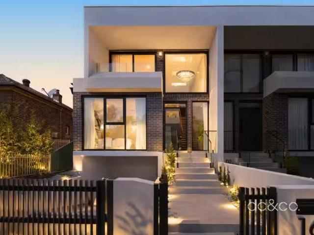 Condo for rent in Sydney, New South Wales