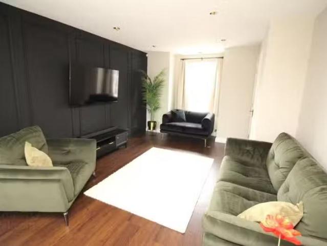 House to rent in Caher, South Tipperary