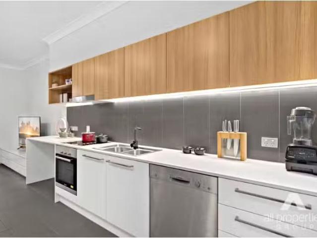 Apartment for rent in Toombul, Queensland