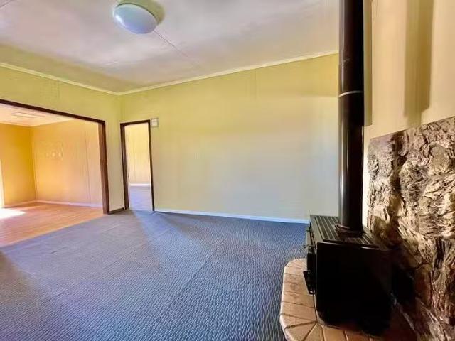House for rent in Hogarth Range, New South Wales