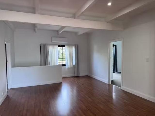 House for rent in Mollymook Beach, New South Wales