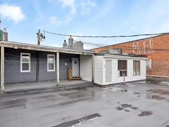 Condo for rent in Maidstone, Ontario