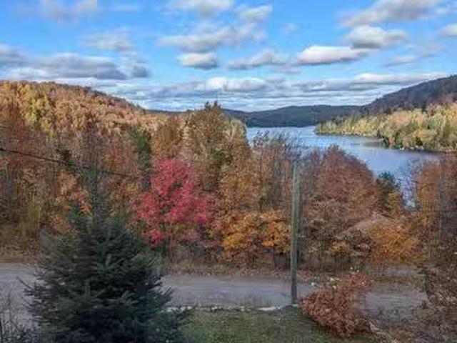 House for rent in Laurentides, Quebec
