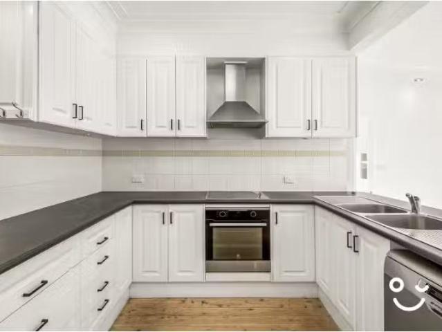 House for rent in Wollongong West, New South Wales