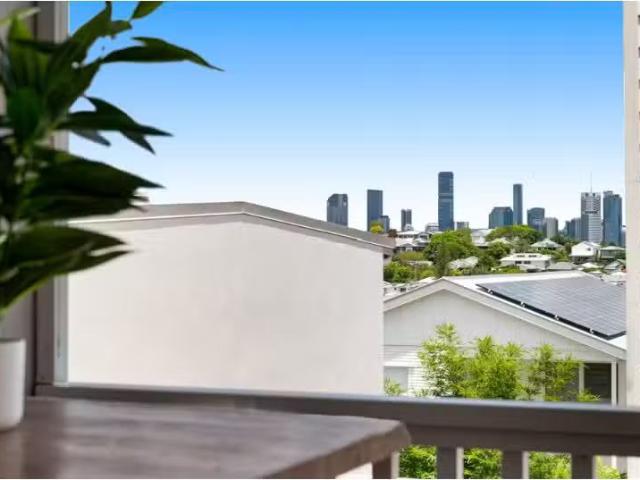 Condo for rent in Toombul, Queensland