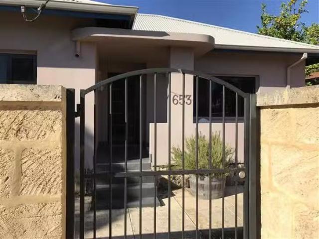 House for rent in Alfred Cove, Western Australia