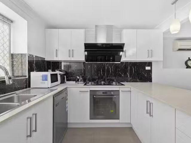 Apartment for rent in Toombul, Queensland