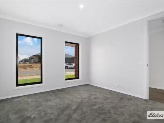 House for rent in Leneva, Victoria