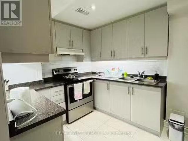 House for rent in Georgina, Ontario