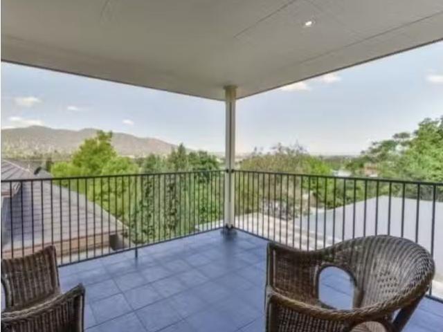 Condo for rent in Piallamore, New South Wales