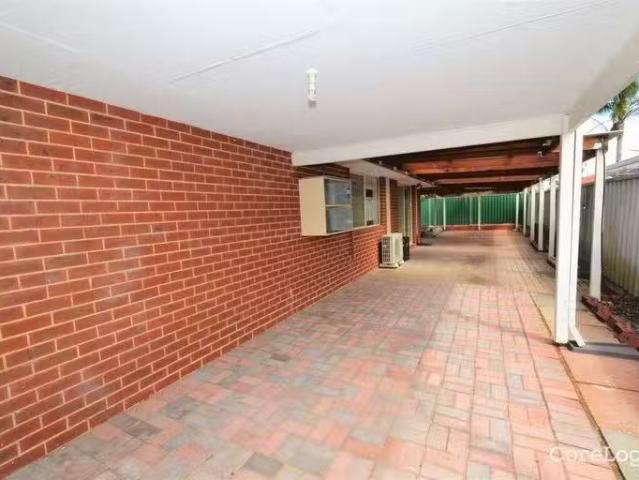 House for rent in Ballajura, Western Australia
