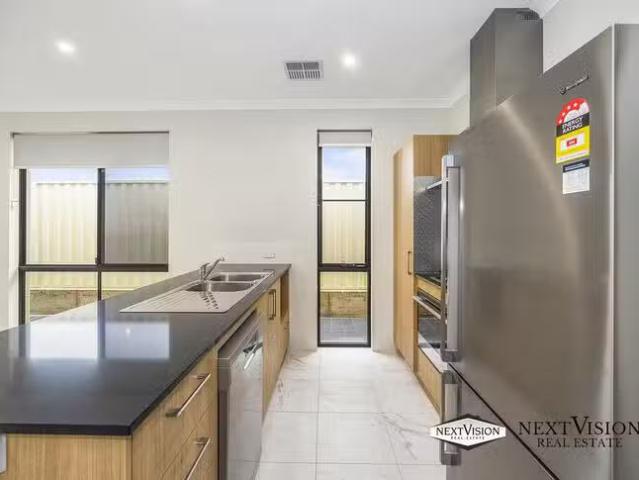 House for rent in Success, Western Australia