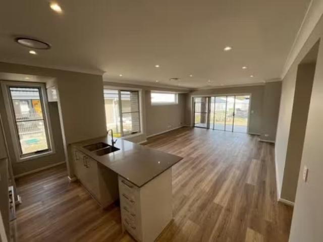 House for rent in South Nowra, New South Wales