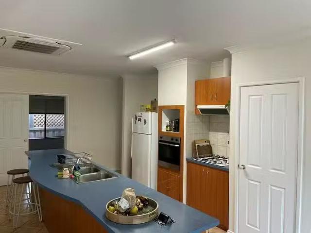 House for rent in Fairhaven, Victoria