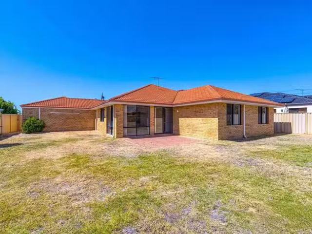 House for rent in Canning Vale, Western Australia