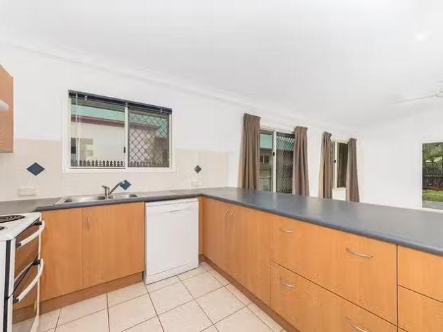 House for rent in Kirwan, Queensland