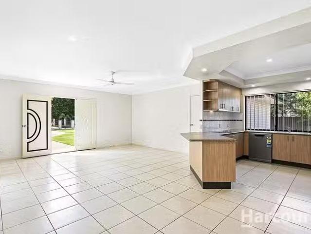 House for rent in Dundowran Beach, Queensland