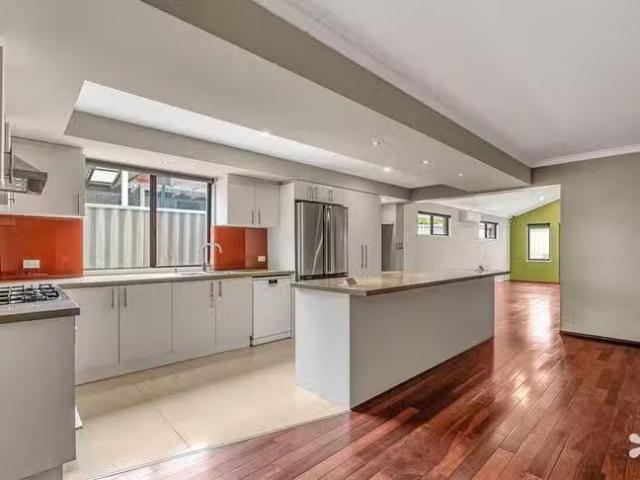 House for rent in Booragoon, Western Australia