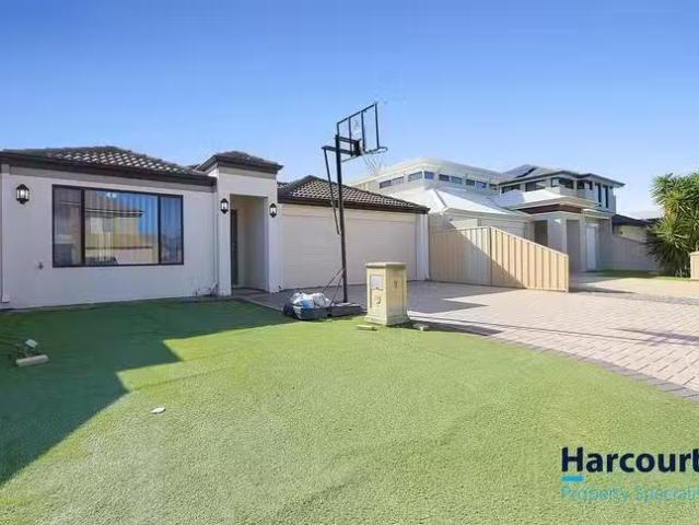 House for rent in Canning Vale, Western Australia