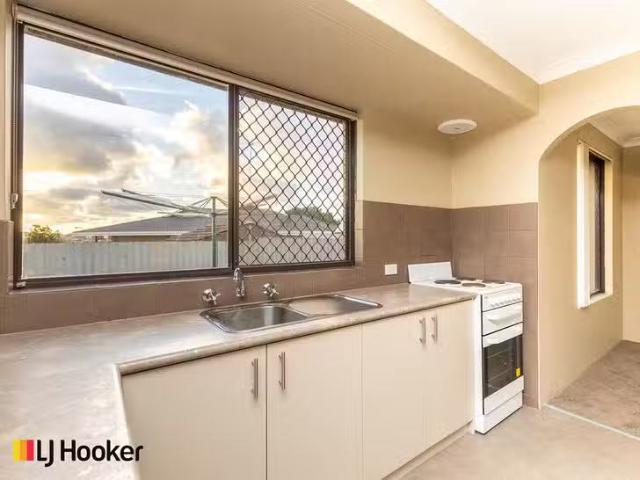House for rent in Spearwood, Western Australia