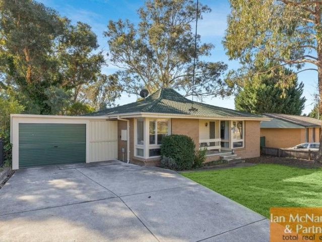 House for sale in Queanbeyan